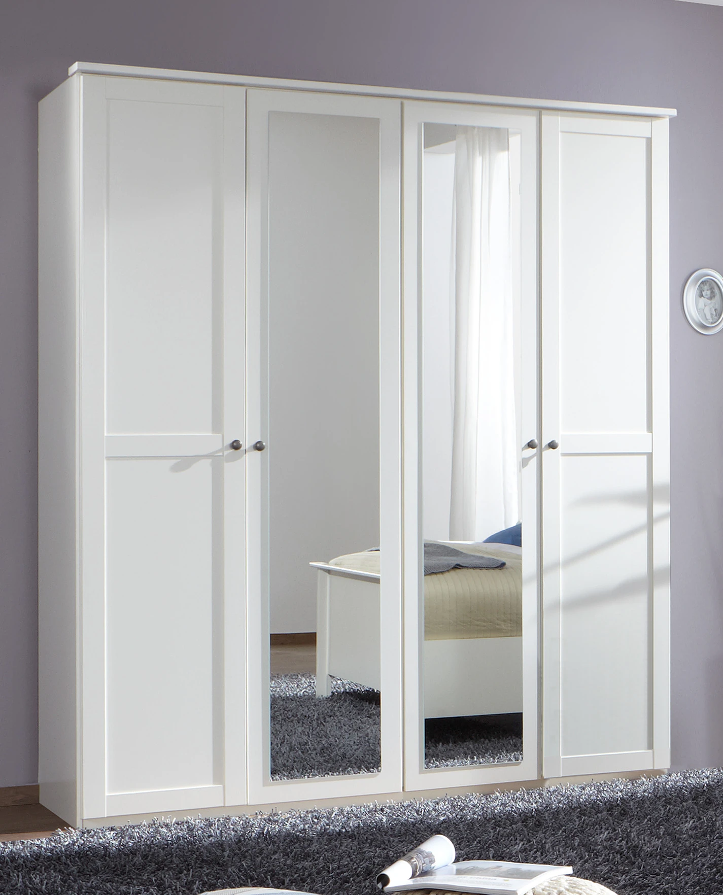 90-1752999562-687ca68ad2dff-w-main.webp Chalet 985568 - White 4 Door Wardrobe - Image 1
